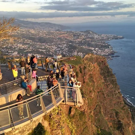 Sea And Sun 4 - Palheiro Village Фуншал