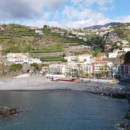 Sea And Sun 4 - Palheiro Village Апартаменты *