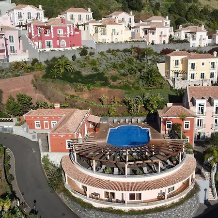 Sea And Sun 4 - Palheiro Village شقة فونشال