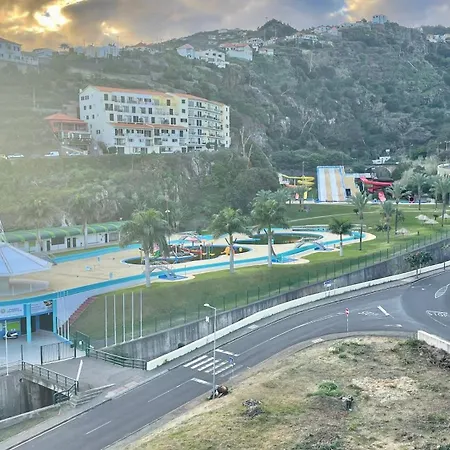 Sea And Sun 4 - Palheiro Village شقة فونشال