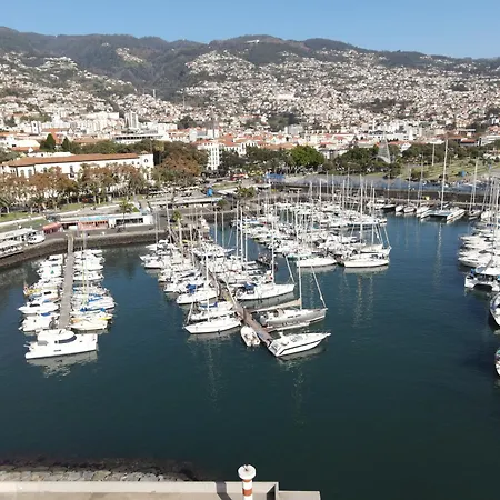 Sea And Sun 4 - Palheiro Village Apartment Funchal (Madeira)